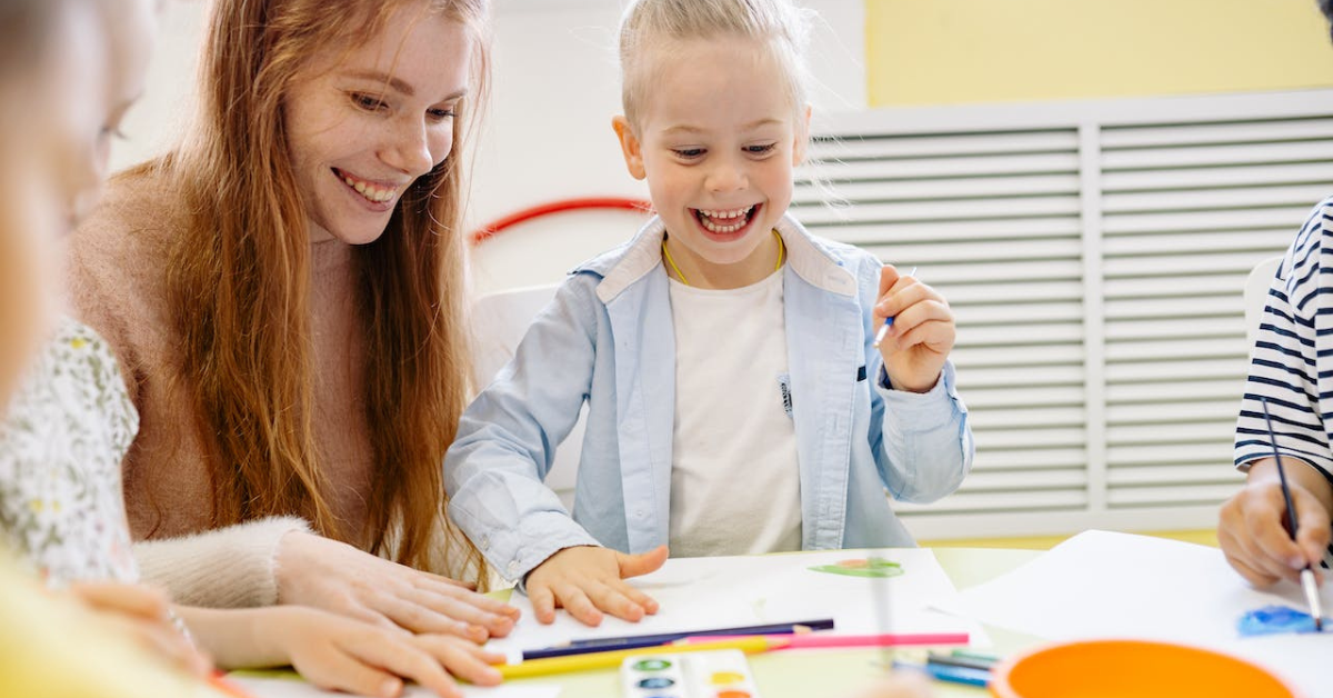 Read more about the article 12 ways to Support Your Child’s Creativity